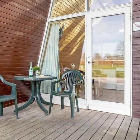 2 Bedroom Lovely In Feriehus *