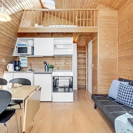 2 Bedroom Lovely In Feriehus Fredericia