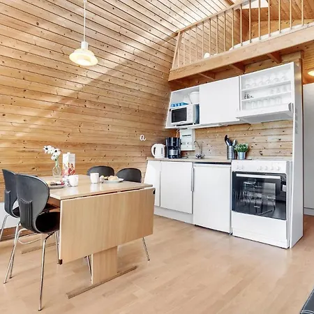 2 Bedroom Lovely In *